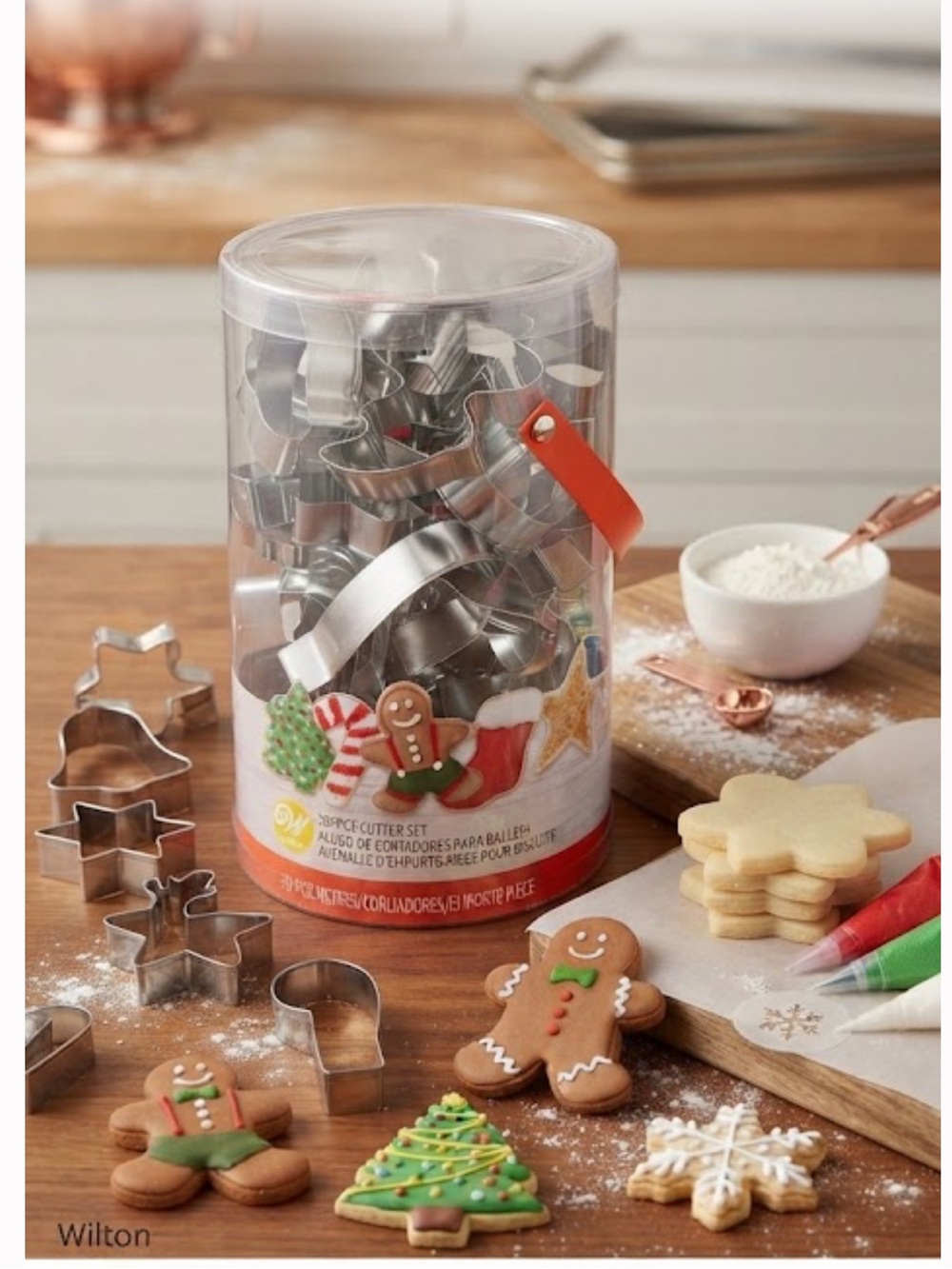 Wilton 30-Piece Metal Christmas Cookie Cutter Set NIB Holiday Baking Shapes Tub”